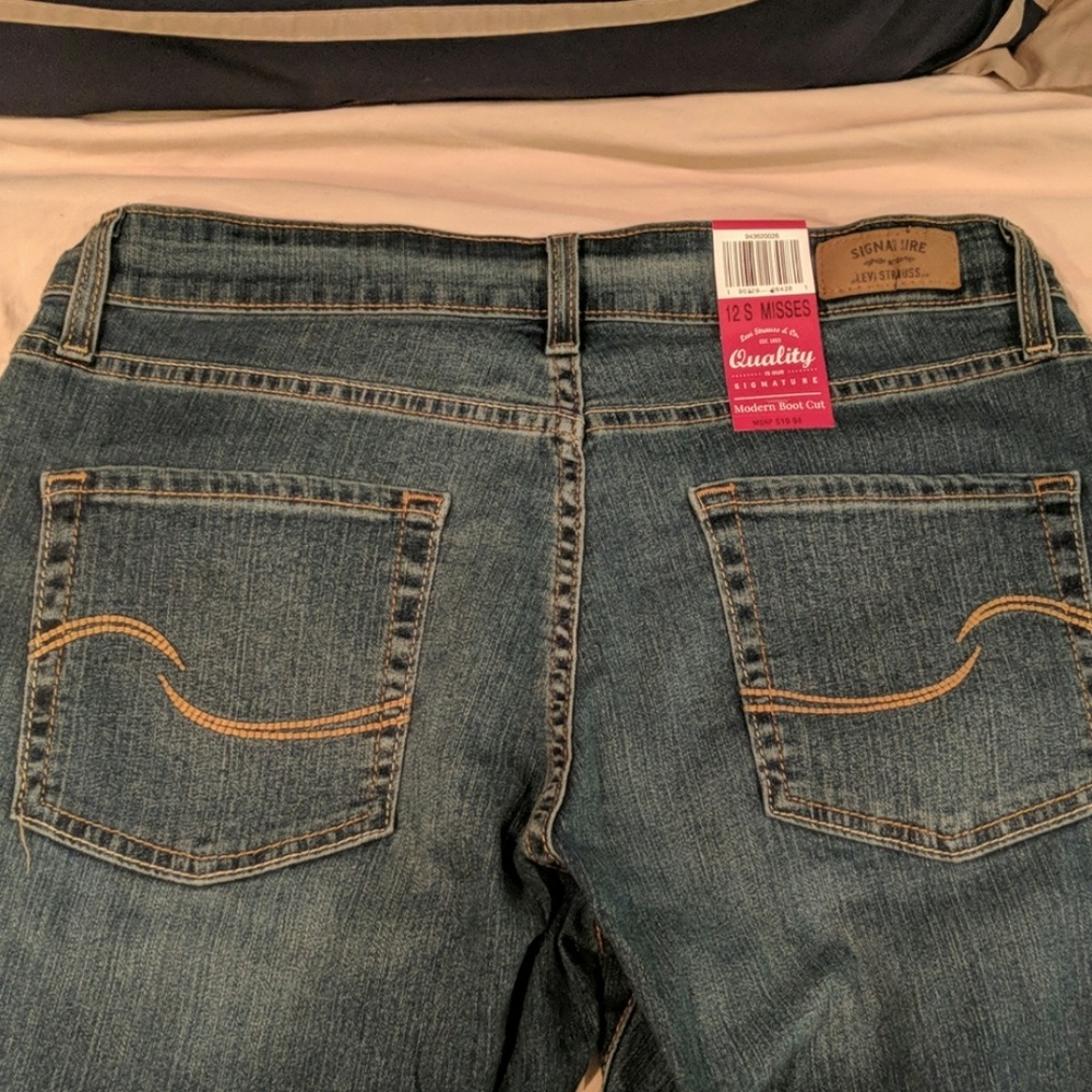 Jeans